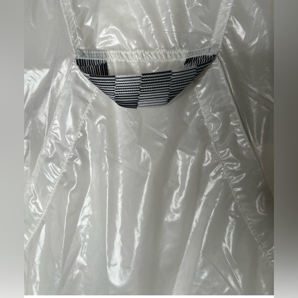 NWT: Free People FP Movement Dew Drop Packable Rain Jacket - Picture 9 of 12